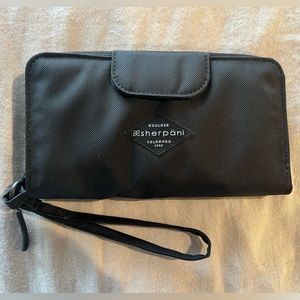 Sherpani Large Wallet